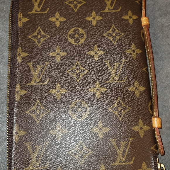 Louis Vuitton Monogram Brown Wallet - Picture 4 of 7